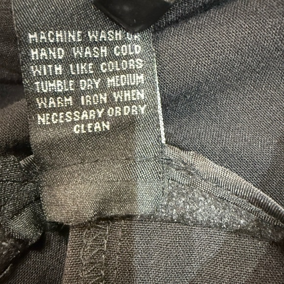 Larry Levine Stretch Petite Dress Slacks Black with Cuff Pant Legs Size 6P - Picture 10 of 10